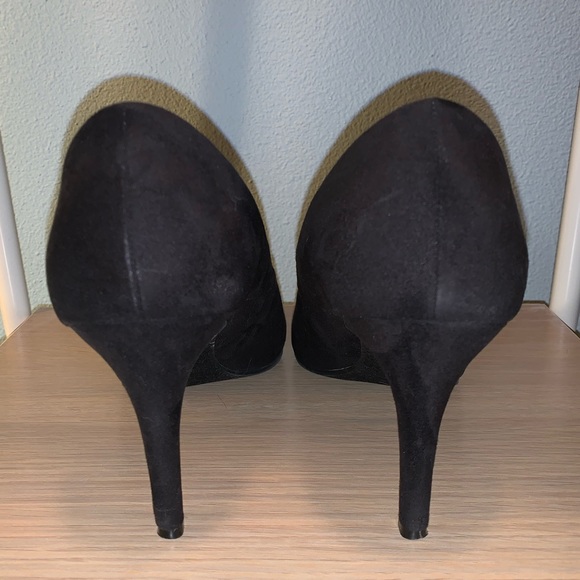 Old Navy Black Heels - Picture 5 of 6